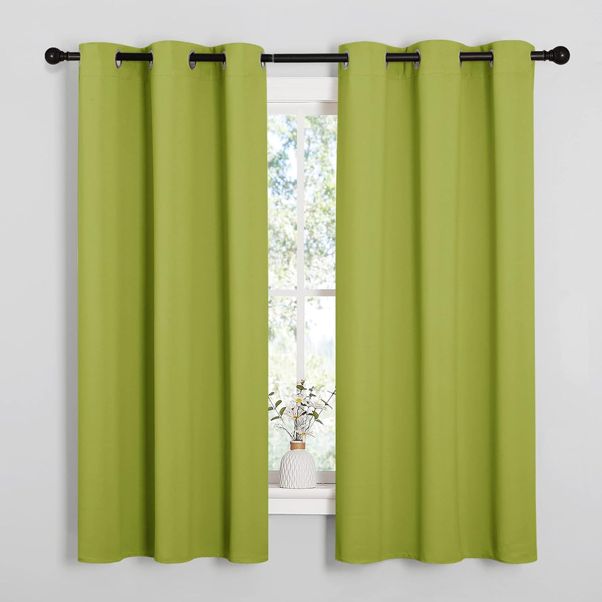 NICETOWN Fresh Green Blackout Curtains - Thermal Insulated Drapes for Small Windows | 40" Length, 29" Wide, 2 Panels