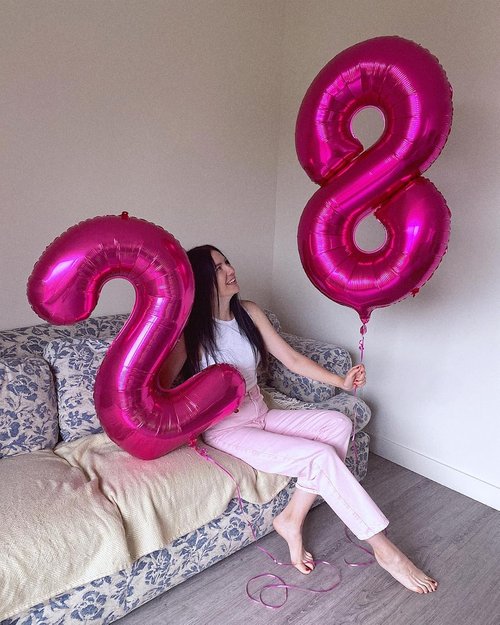 Hot Pink Number 60 Balloon - 40 Inch 60th Birthday Decorations for Women | Vibrant Party Supplies